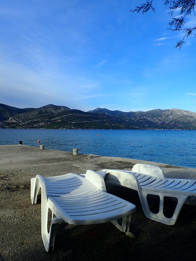 Katja Beach Apartment Račišće Esterno foto