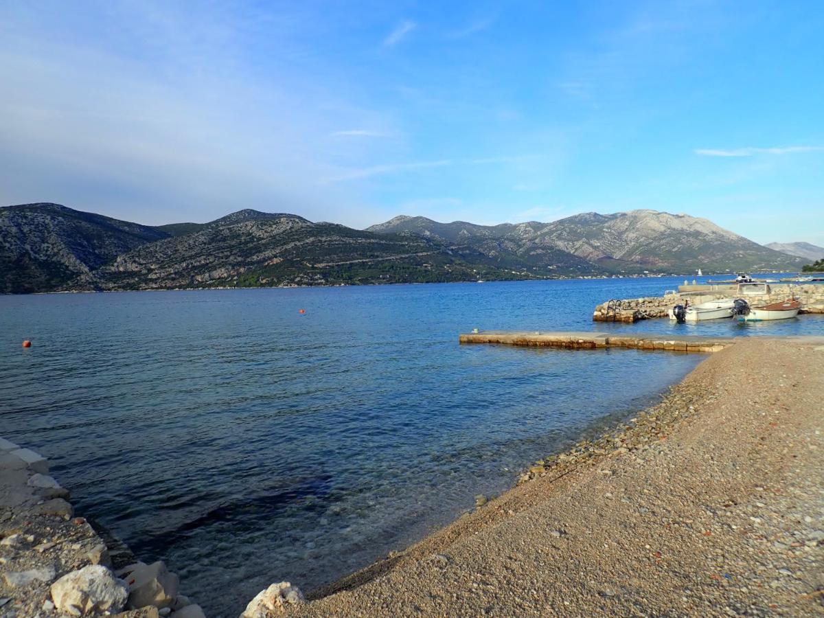 Katja Beach Apartment Račišće Esterno foto