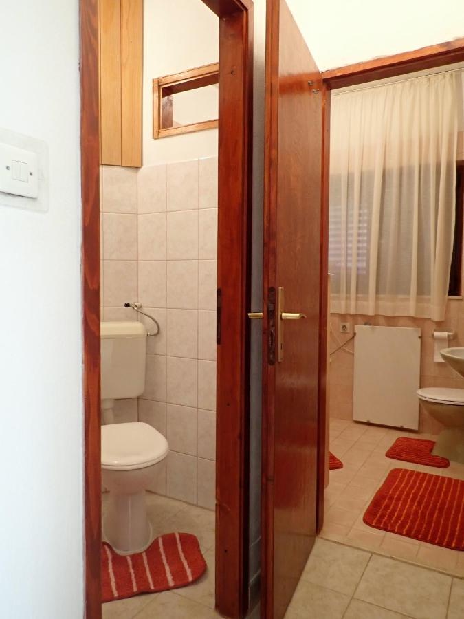 Katja Beach Apartment Račišće Esterno foto