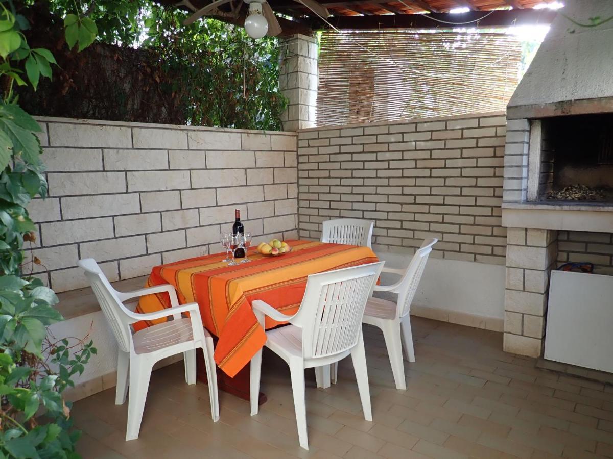 Katja Beach Apartment Račišće Esterno foto