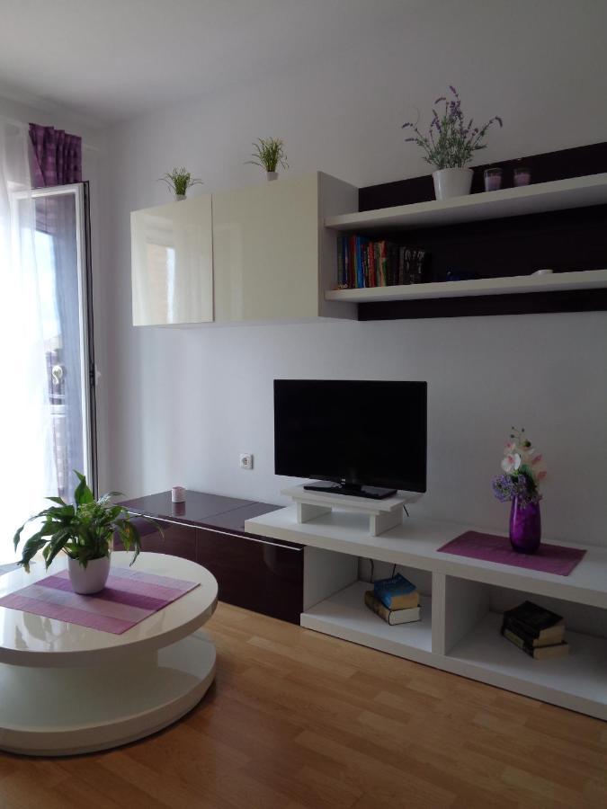Katja Beach Apartment Račišće Esterno foto