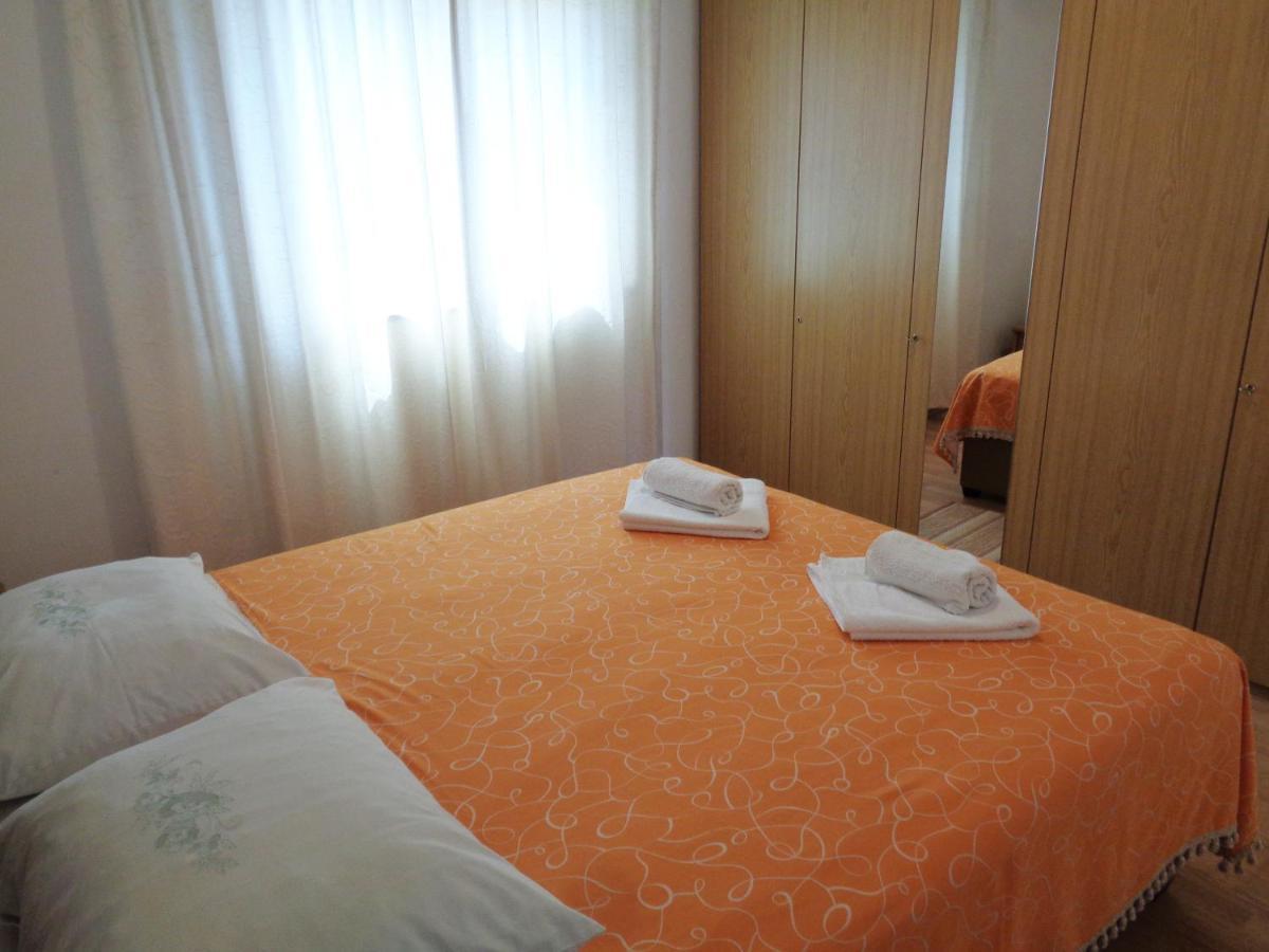 Katja Beach Apartment Račišće Esterno foto