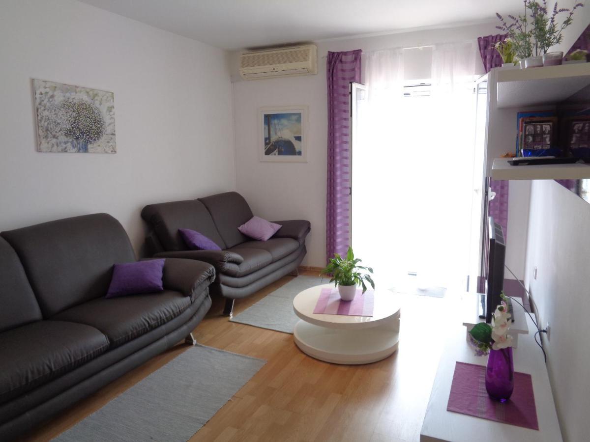 Katja Beach Apartment Račišće Esterno foto